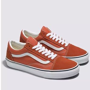 ISO Women’s Vans Old School in Burnt Ochre 7.5